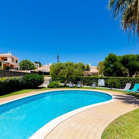 Small Villa 4Pax -Shared Pool @ Homesbyfc Albufeira Buitenkant foto